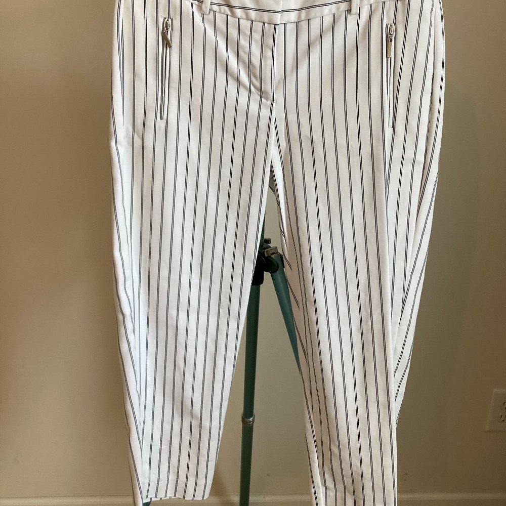 3 for $10 | White and Black Striped Apt. 9, pants